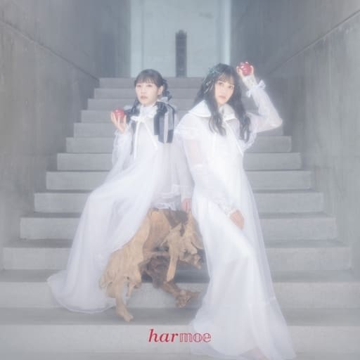 Love is a potion(通常盤)(特典なし) [CD] harmoe 岩田陽葵; 小泉萌香