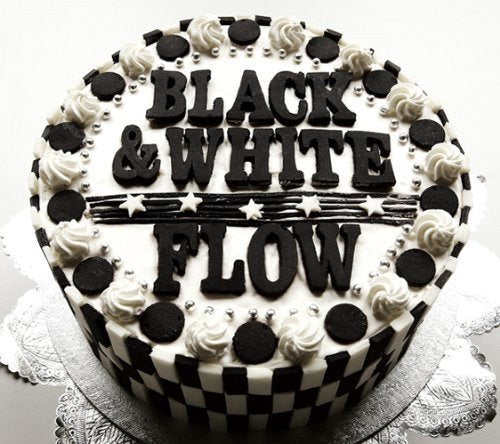 BLACK&WHITE(初回生産限定盤)(DVD付) [CD] FLOW