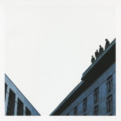 V [CD] TRIPLANE