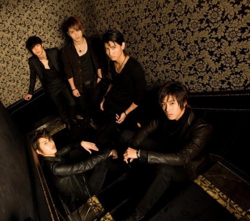 Bolero / Kiss The Baby Sky / 忘れないで(DVD付) [CD] 東方神起