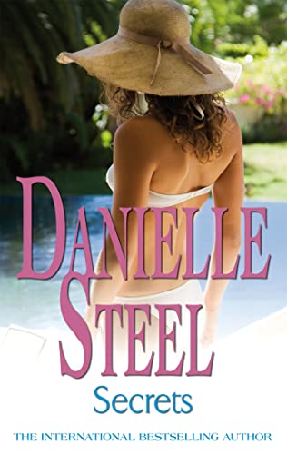 Secrets: An epic， unputdownable read from the worldwide bestseller [ペーパーバック] Steel， Danielle